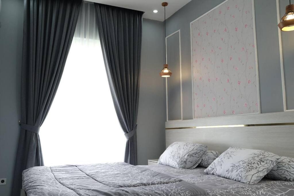 Villa 55 With Pool, Karaoke And Rooftop Богор Екстер'єр фото