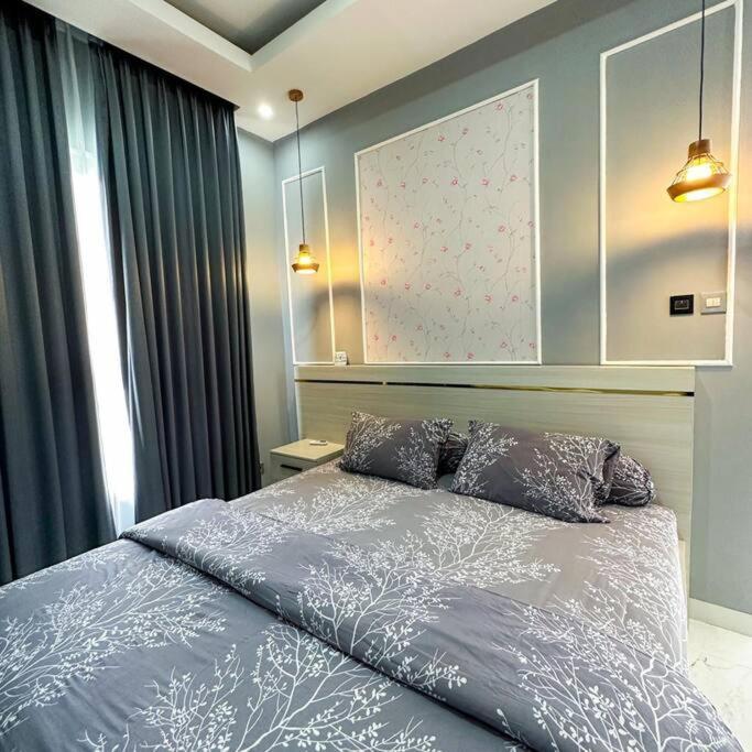 Villa 55 With Pool, Karaoke And Rooftop Богор Екстер'єр фото